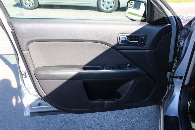Used 2012 Ford Fusion SE image 10