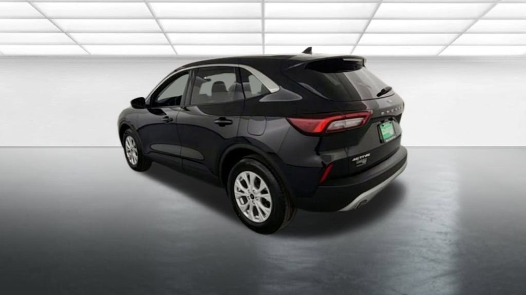 Used 2023 Ford Escape Active image 6