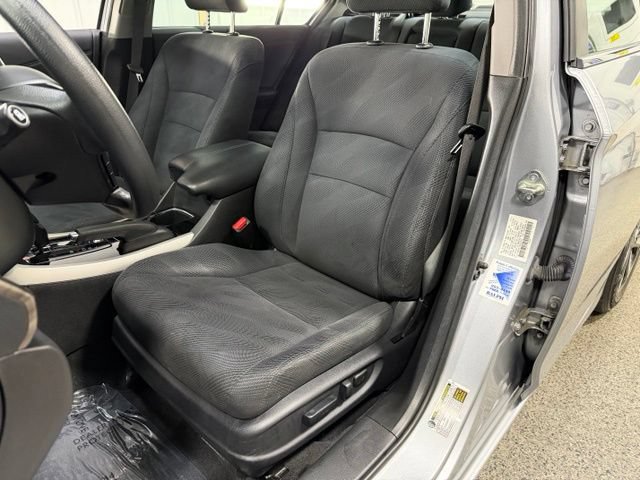 Used 2016 Honda Accord EX image 19