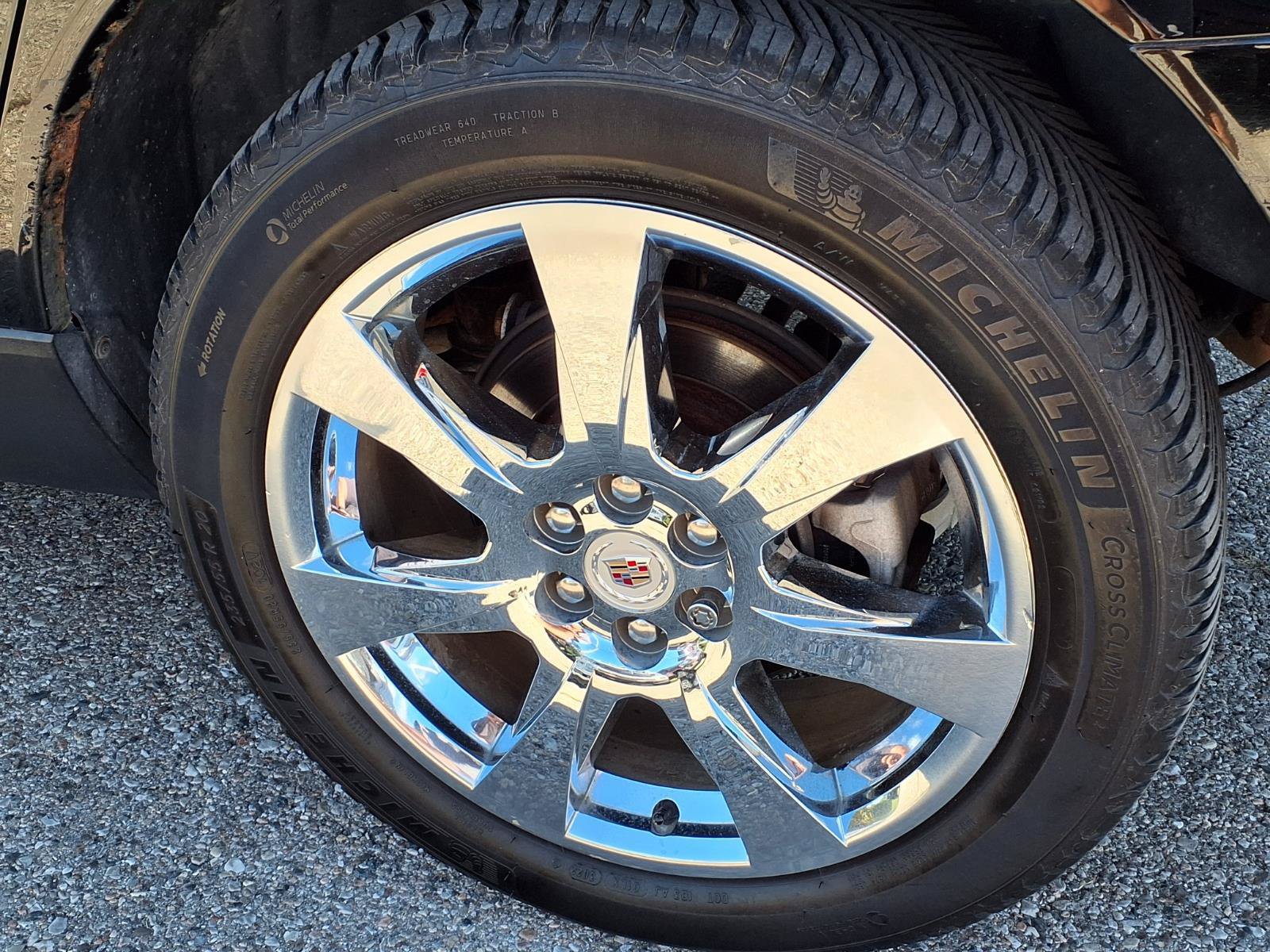 Used 2010 Cadillac SRX Premium AWD/4WD image 8