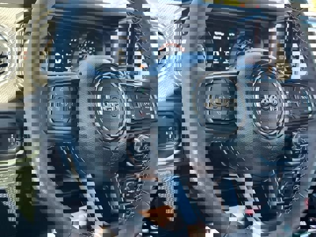 New 2025 Jeep Wrangler Unlimited Rubicon image 11