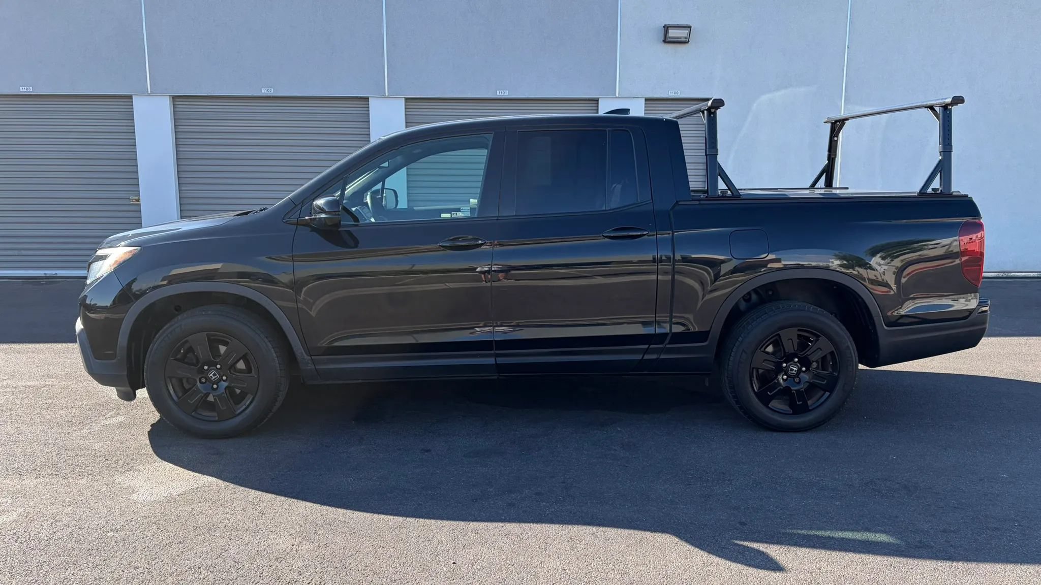 Used 2018 Honda Ridgeline Black Edition image 2