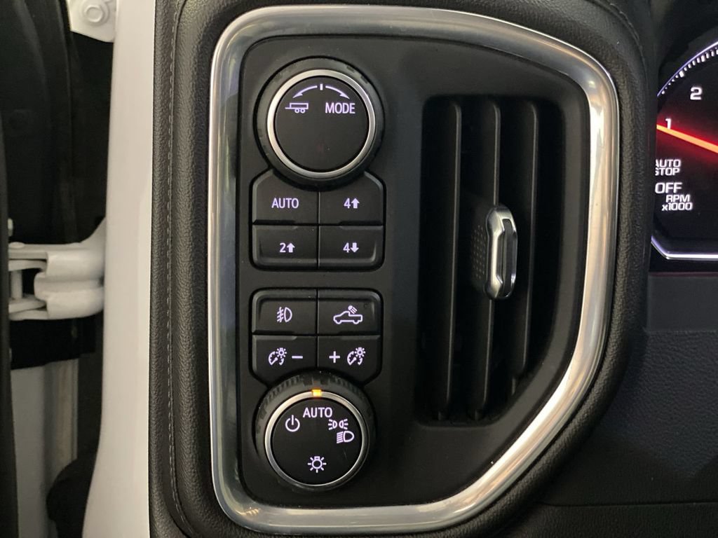 Used 2021 Chevrolet Silverado 1500 RST AWD/4WD image 41