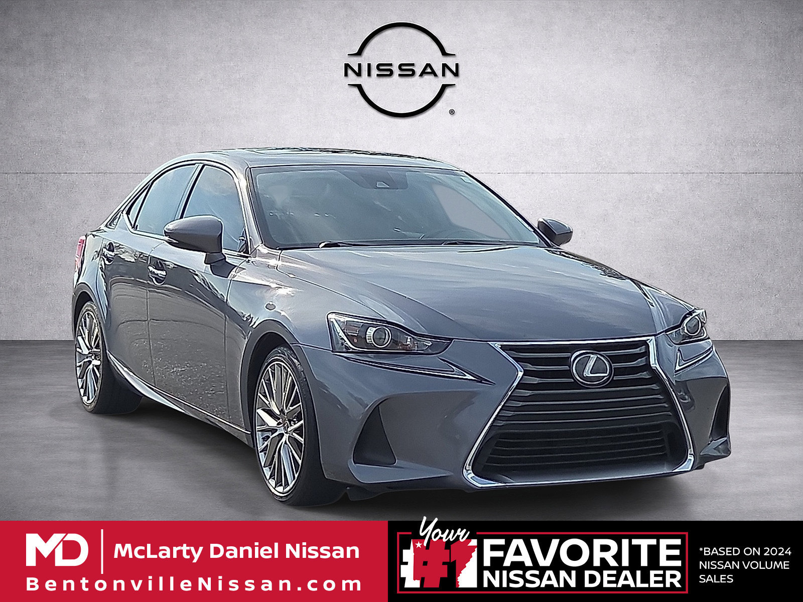 Used 2017 Lexus IS 200t RWD image 1