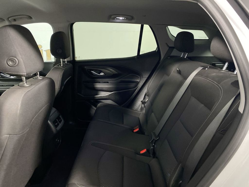 Used 2023 GMC Terrain SLE image 21