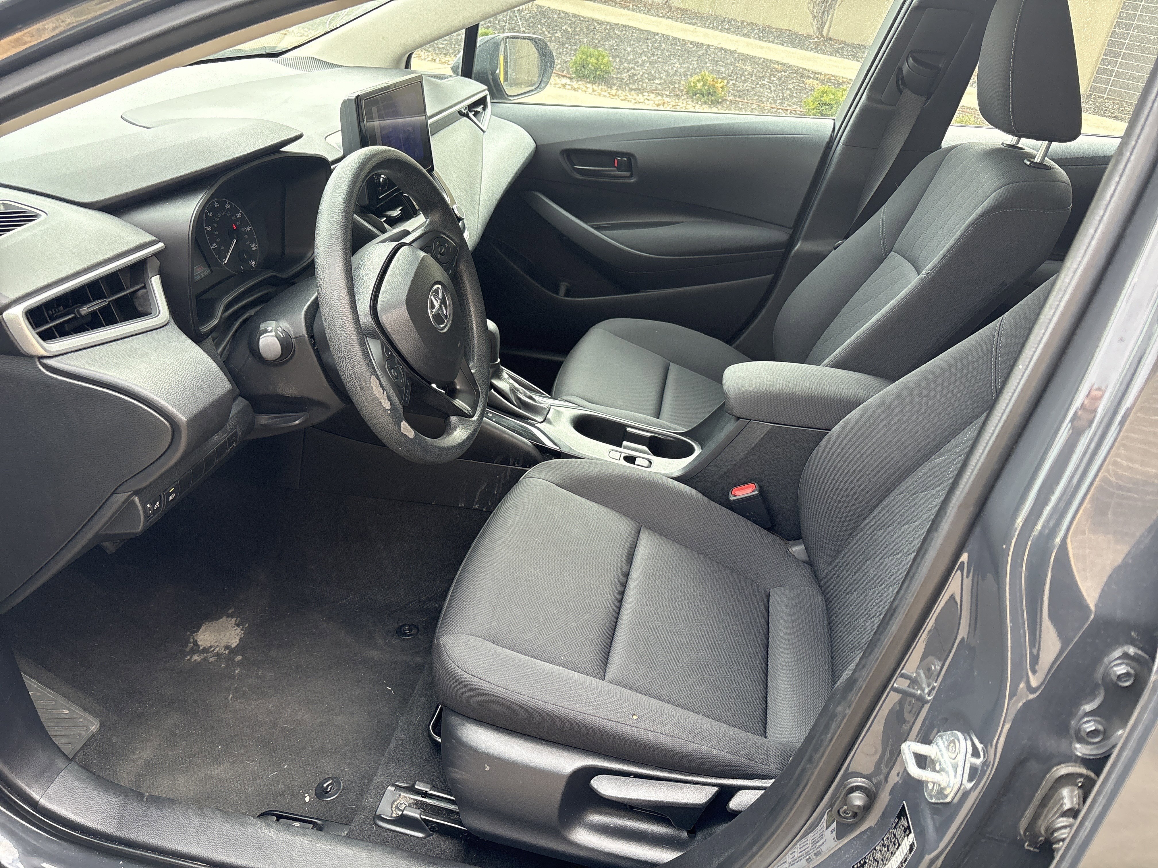 Used 2024 Toyota Corolla LE FWD image 16