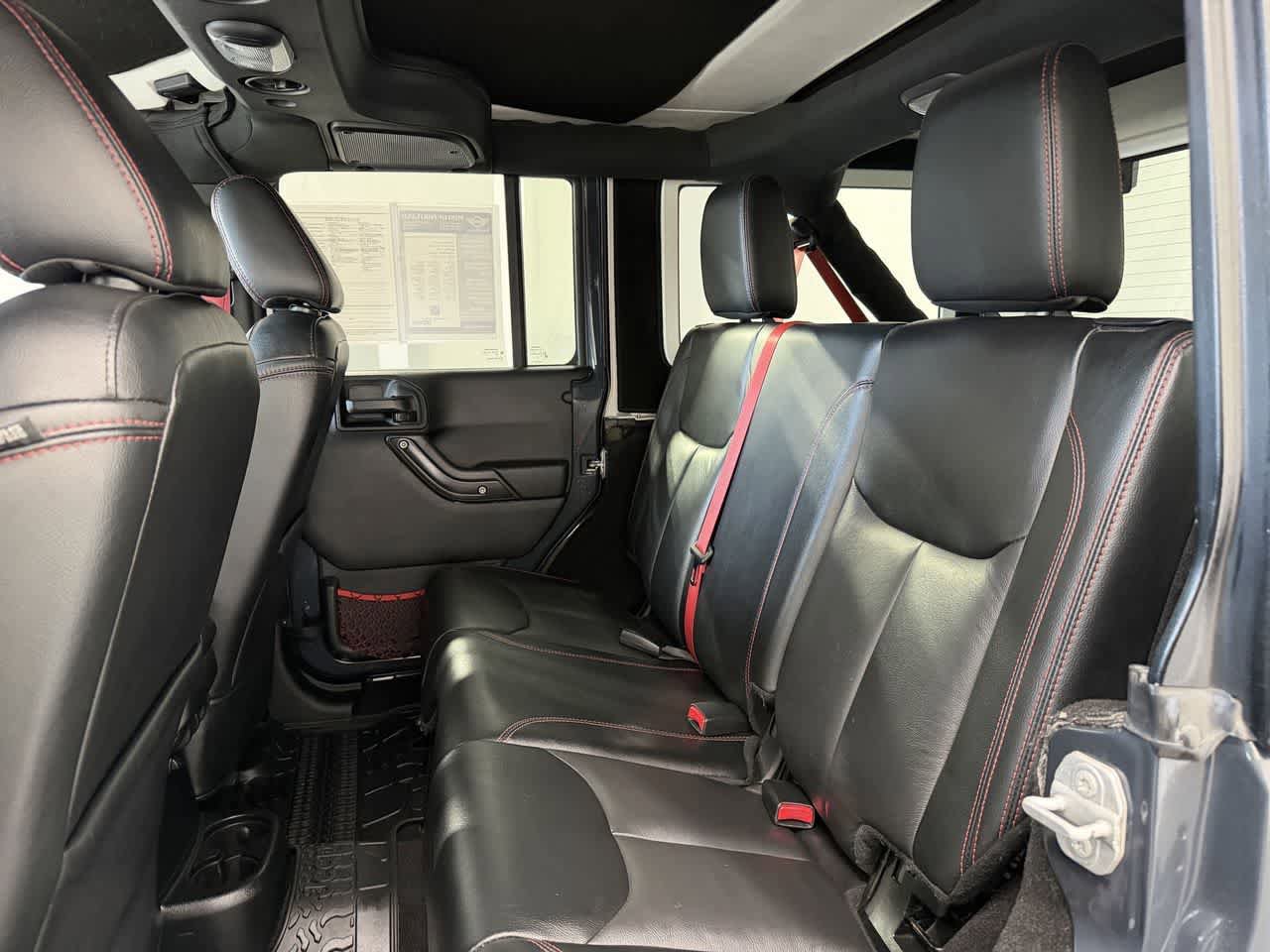 Used 2018 Jeep Wrangler Unlimited Rubicon AWD/4WD image 11