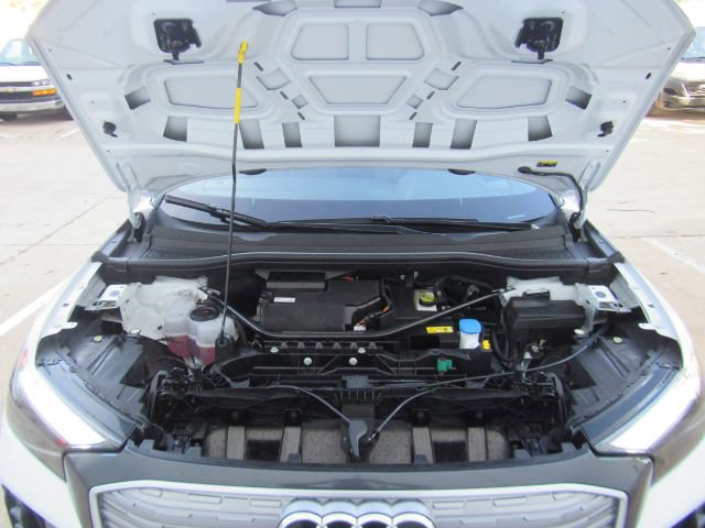 Used 2022 Audi Q4 e-tron Premium Plus image 57