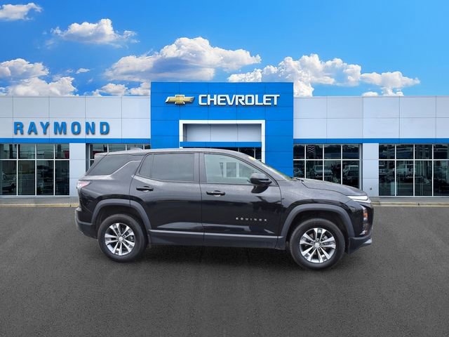 Used 2026 Chevrolet Equinox LT AWD/4WD image 2