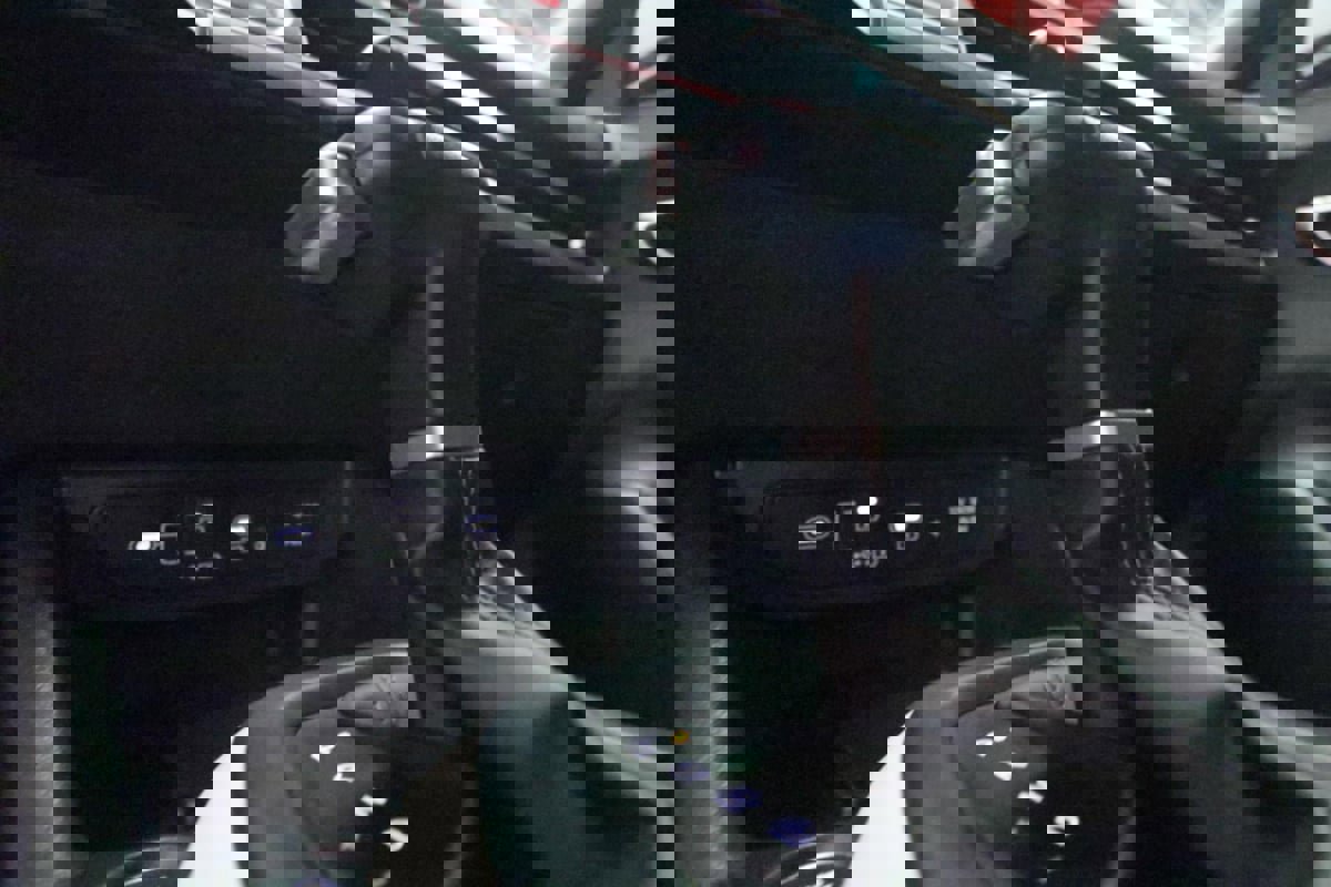 Used 2025 Kia K4 GT-Line image 14