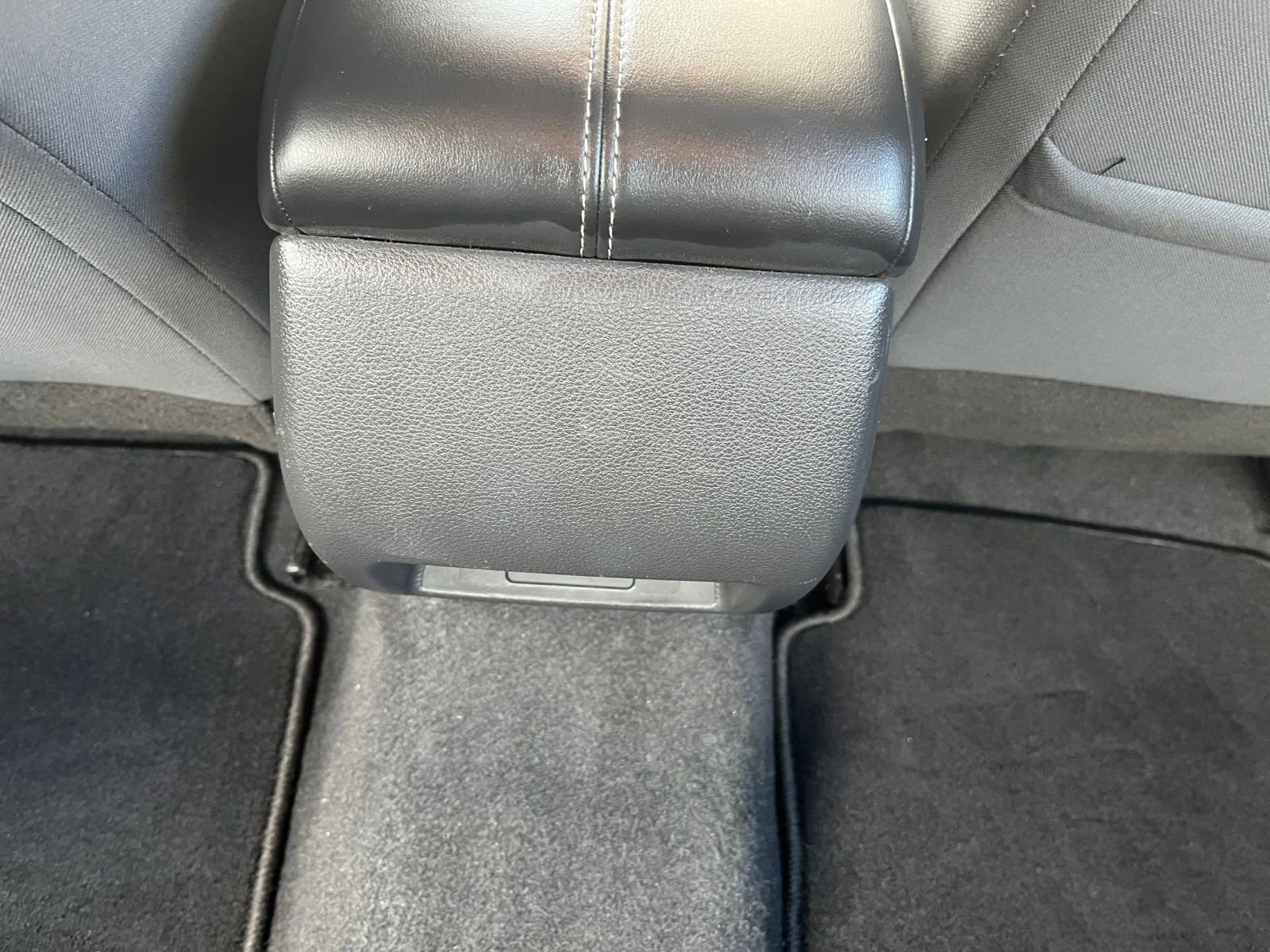 Used 2025 Nissan Altima 2.5 SV image 23