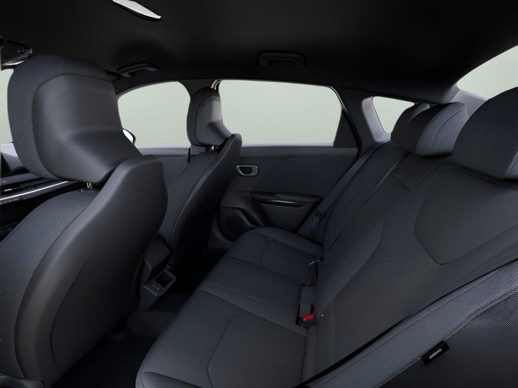 New 2026 Kia K4 FWD image 13