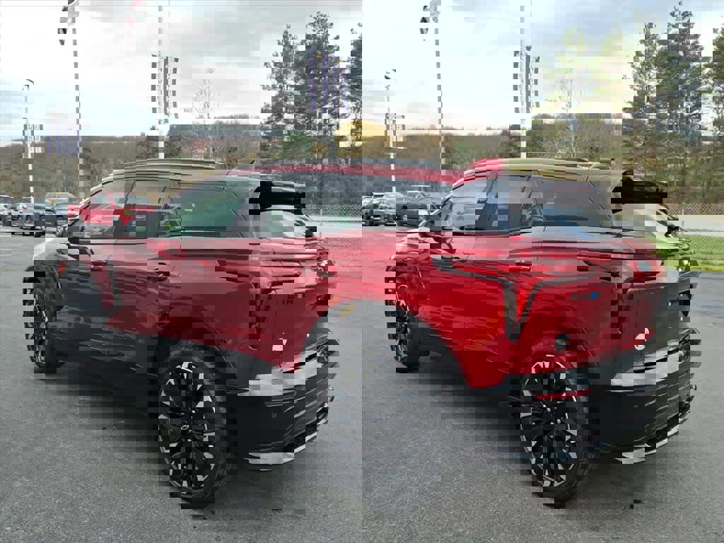 Used 2024 Chevrolet Blazer EV RS image 4