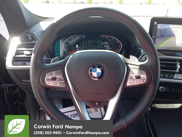 Used 2025 BMW X4 xDrive30i image 14