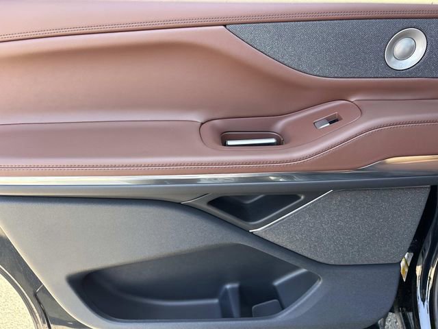New 2026 Lincoln Navigator L Reserve AWD/4WD image 20