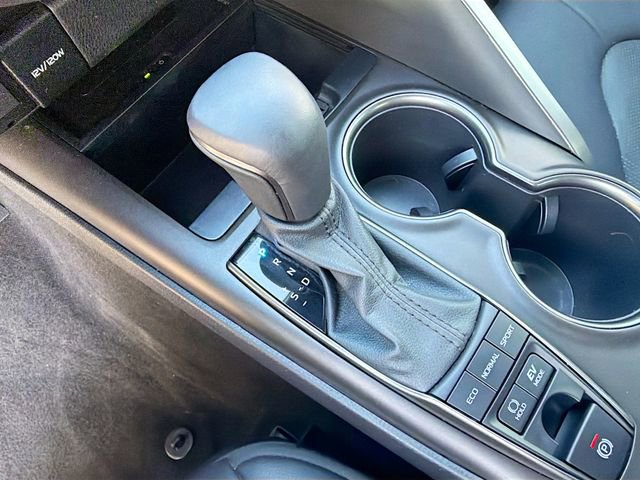 Used 2021 Toyota Camry XSE image 27