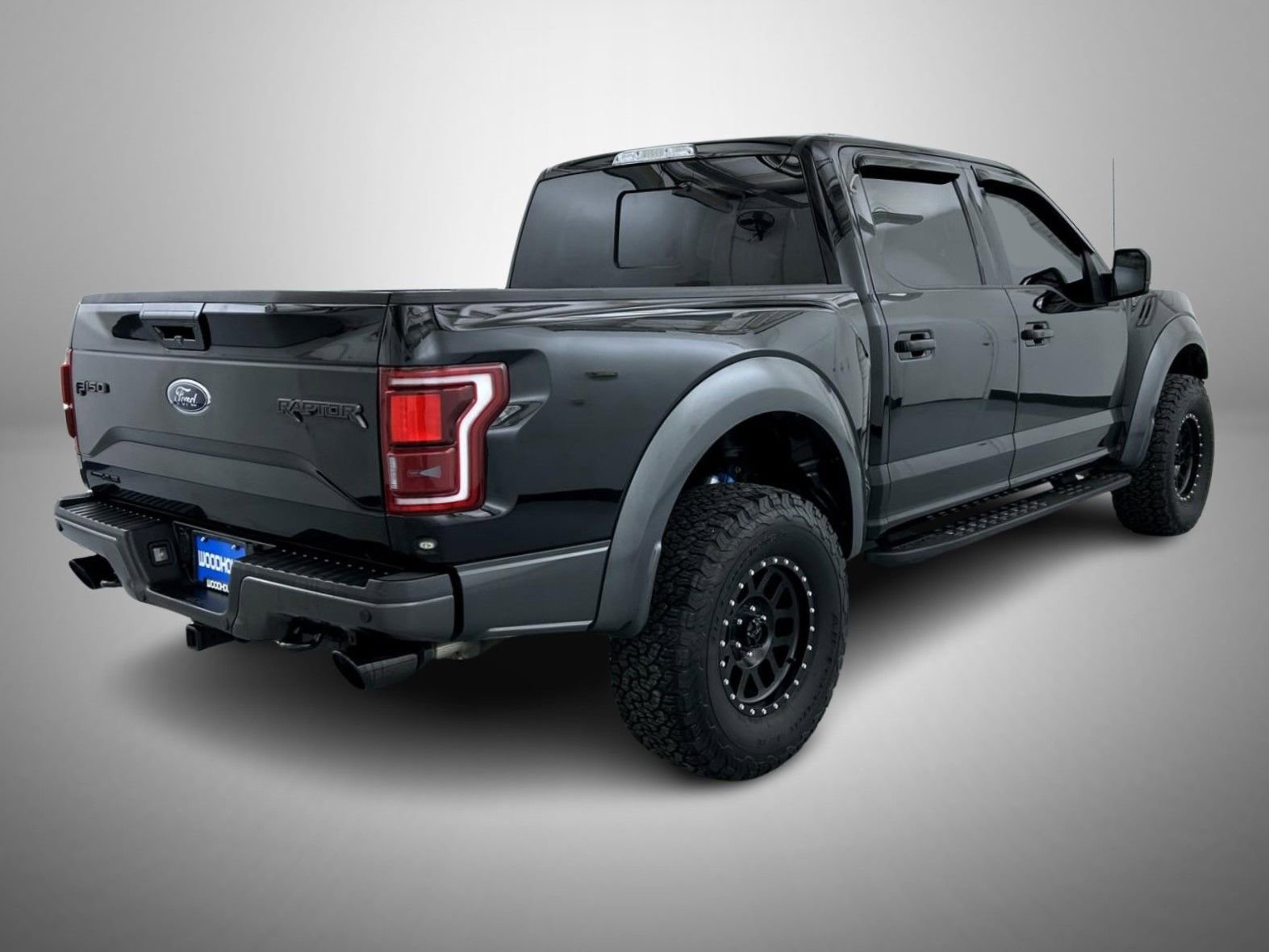 Used 2017 Ford F150 Raptor w/ Equipment Group 802A Luxury image 5
