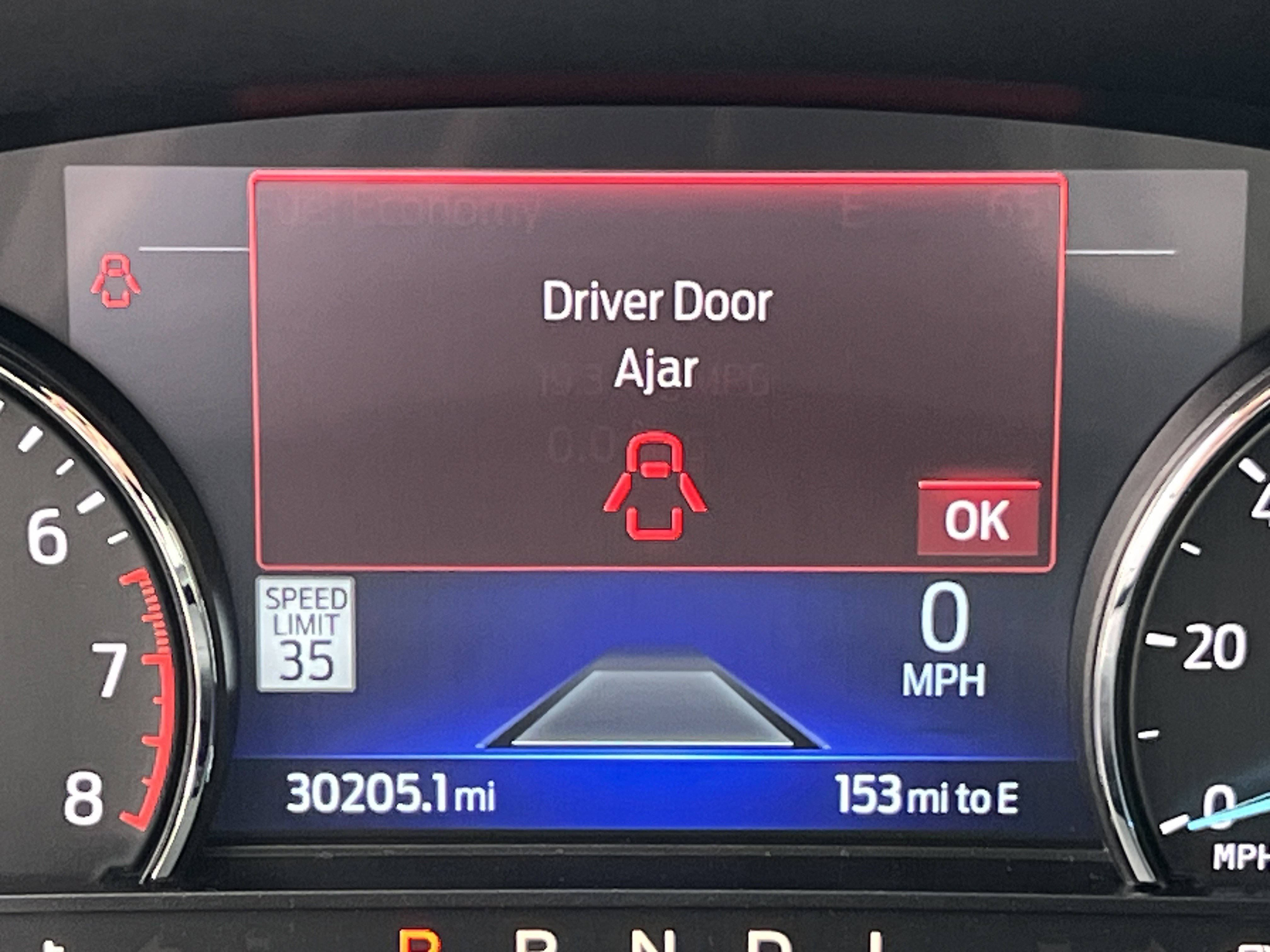 Used 2022 Ford Explorer ST-Line w/ Class IV Trailer Tow Package image 28