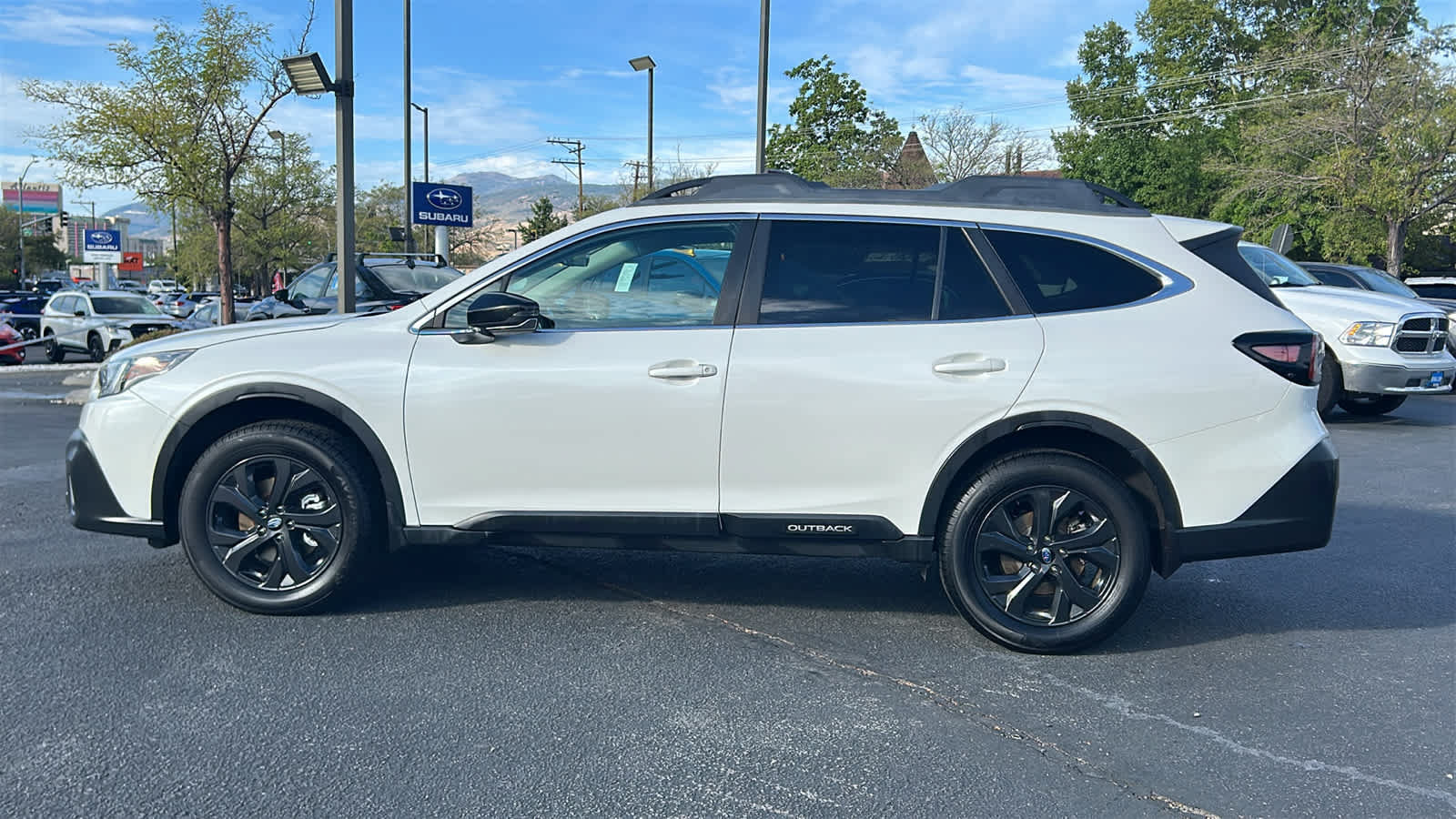 Used 2021 Subaru Outback Onyx Edition XT w/ Popular Package #2 AWD/4WD image 8