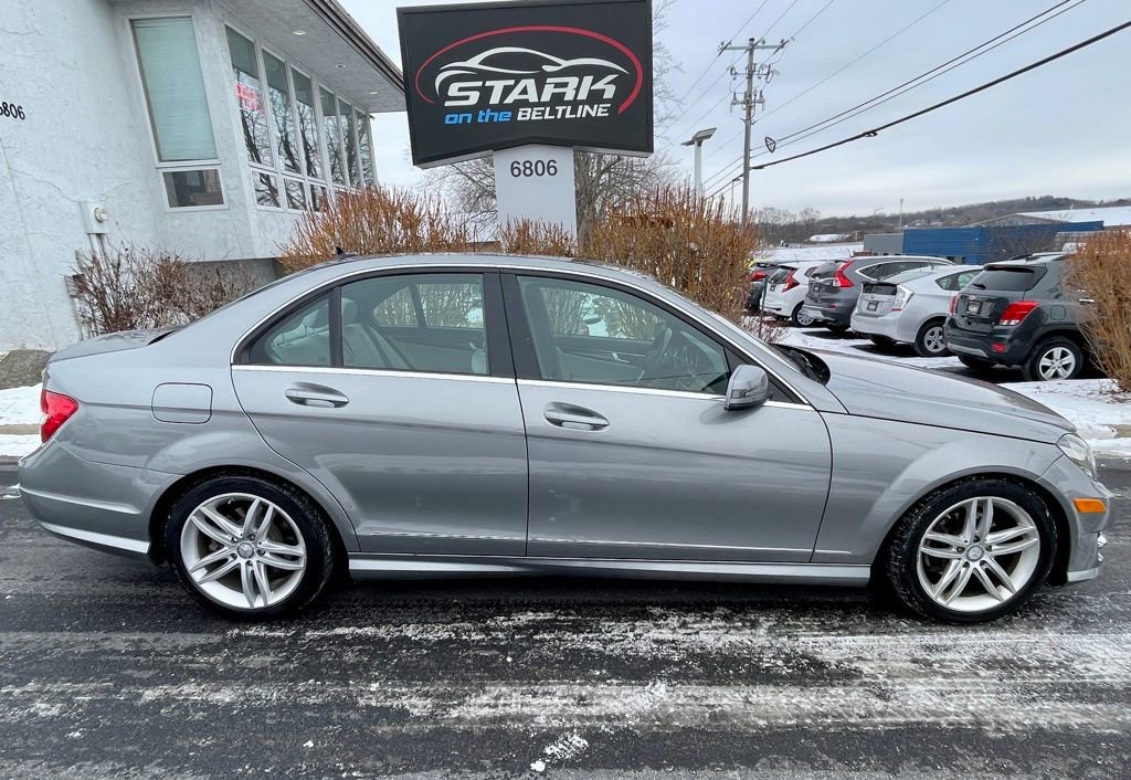 Used 2012 Mercedes-Benz C 300 4MATIC Sedan image 1