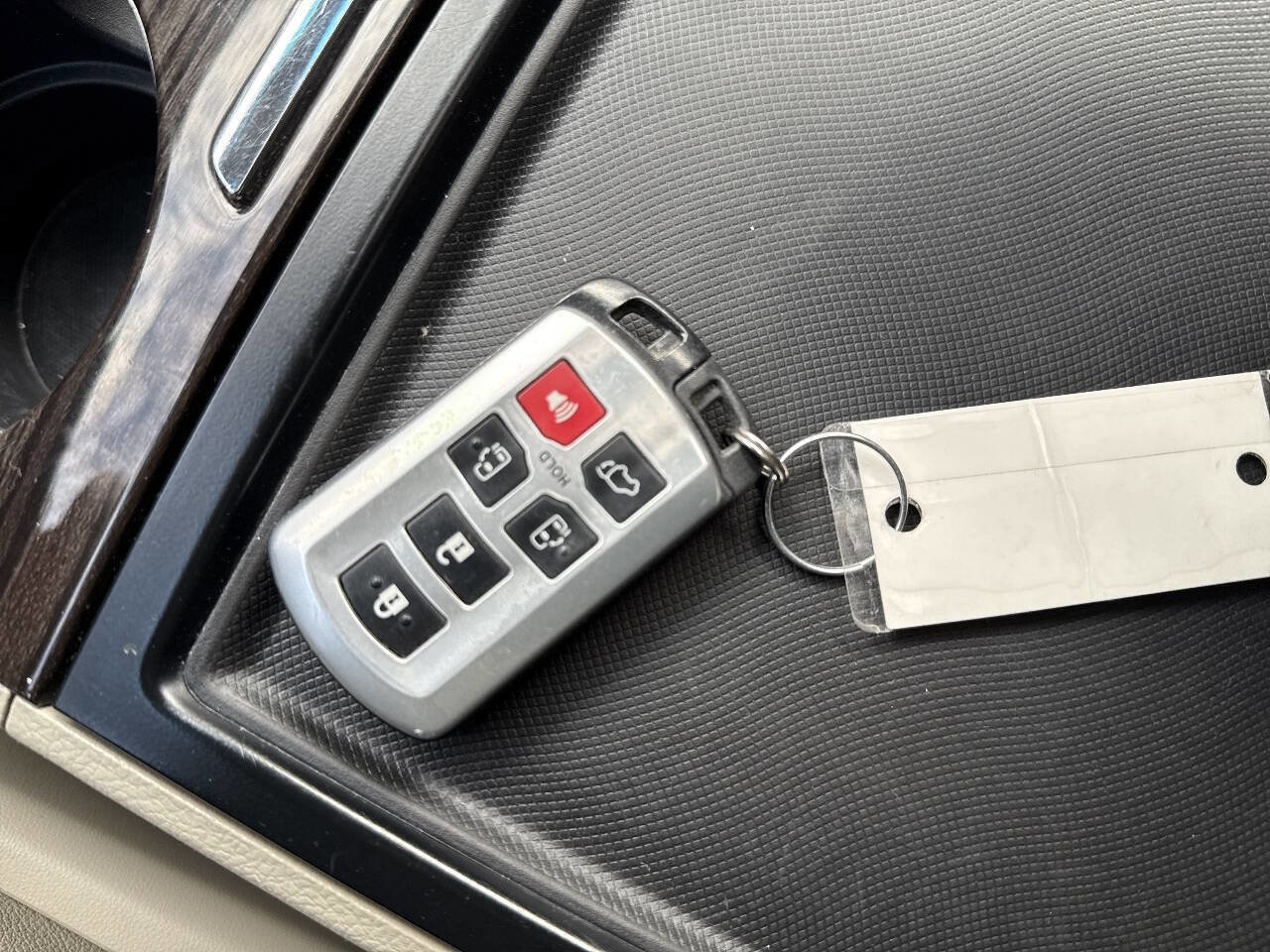 Used 2015 Toyota Sienna image 69