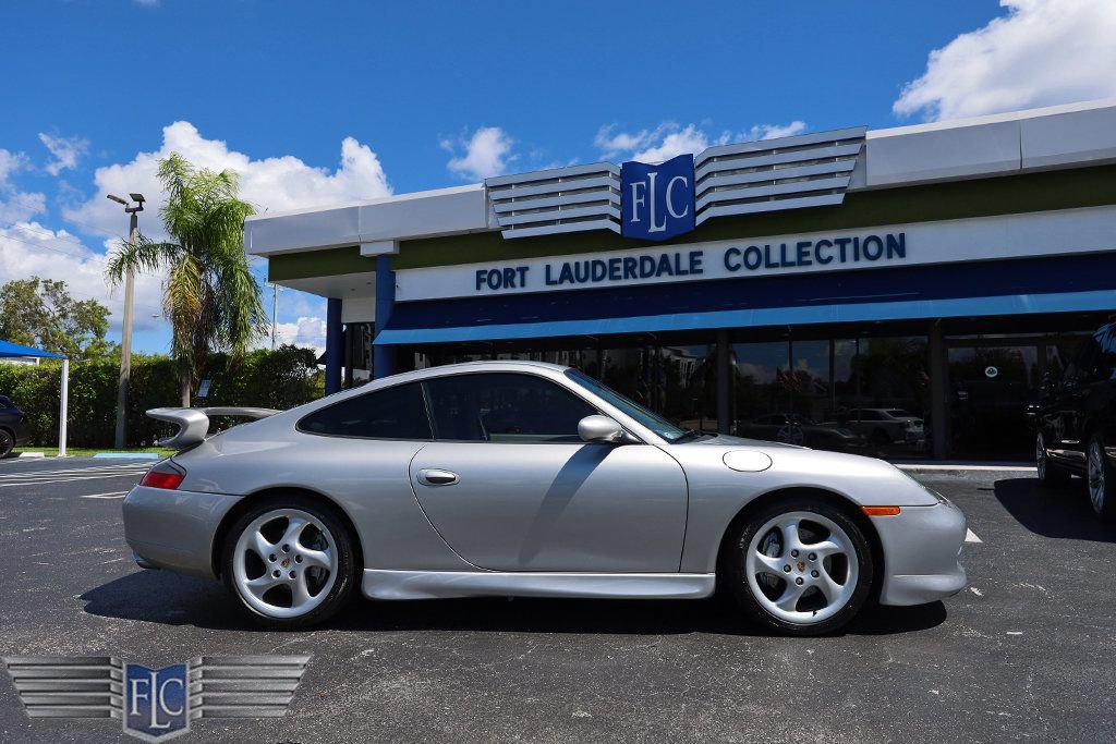 Used 2000 Porsche 911 Carrera 4 AWD/4WD image 2