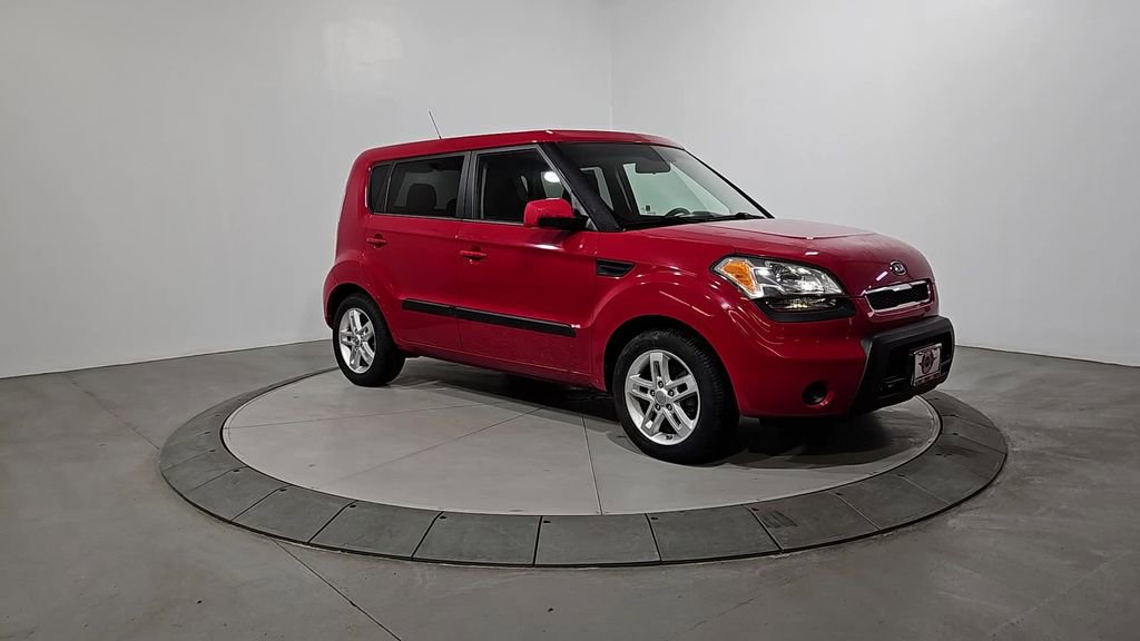 Used 2011 Kia Soul + image 8