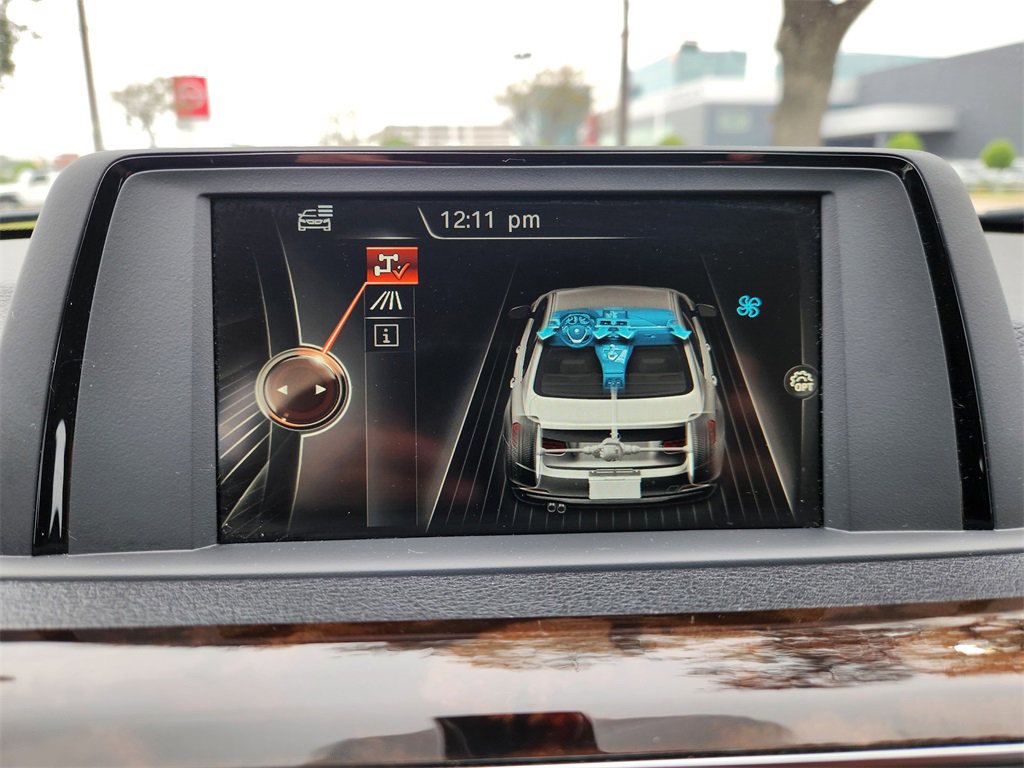 Used 2016 BMW 320i Sedan image 16