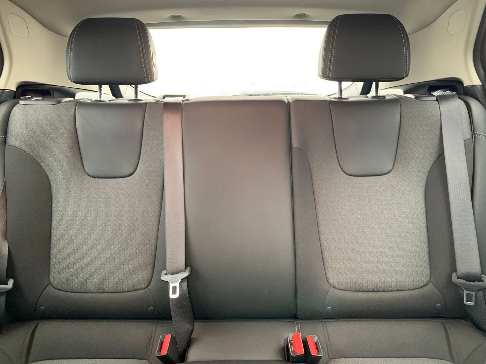 Used 2025 Buick Encore GX Preferred image 37