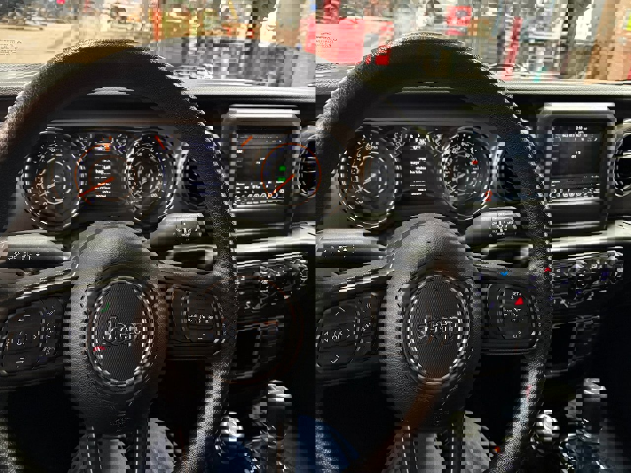 Used 2022 Jeep Gladiator Sport image 2