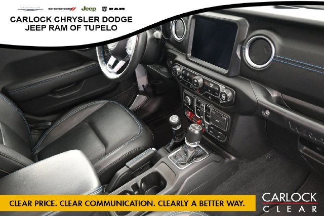 Used 2023 Jeep Wrangler Unlimited Rubicon 4xe w/ Cold Weather Group AWD/4WD image 34