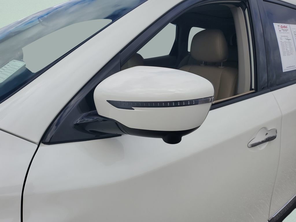 Used 2019 Nissan Pathfinder Platinum FWD image 28
