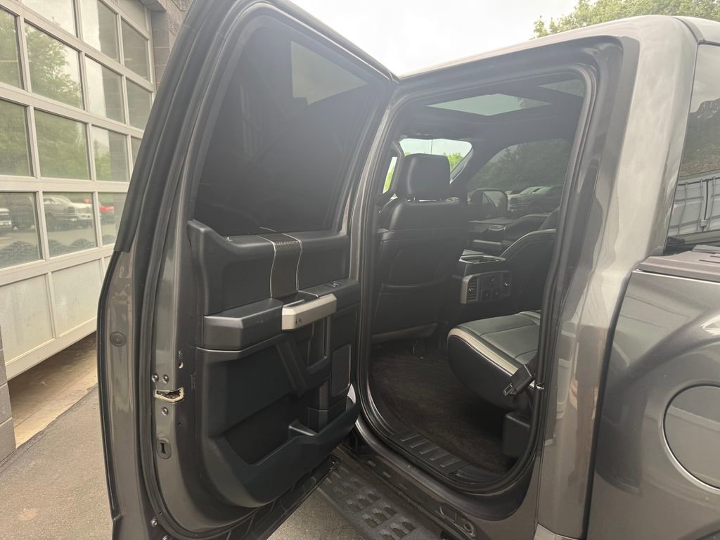 Used 2018 Ford F150 Raptor w/ Equipment Group 802A Luxury AWD/4WD image 35
