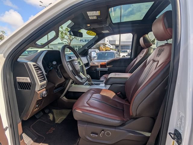 Used 2018 Ford F150 King Ranch w/ Equipment Group 601A Luxury AWD/4WD image 9