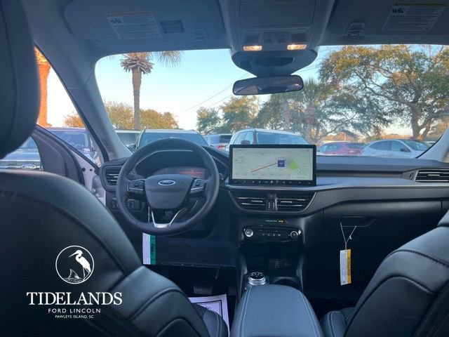 New 2025 Ford Escape SE w/ Class II Trailer Tow Package image 35