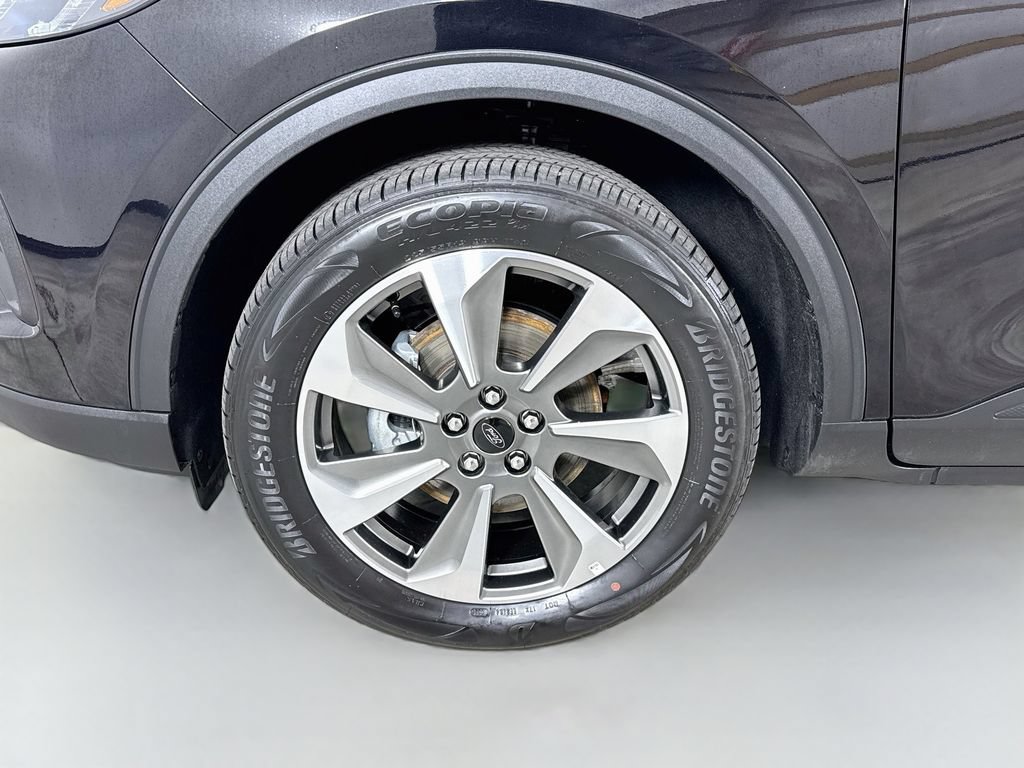 Used 2025 Ford Escape Platinum AWD/4WD image 34
