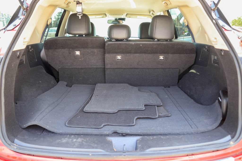 Used 2024 Nissan Murano SV FWD image 25