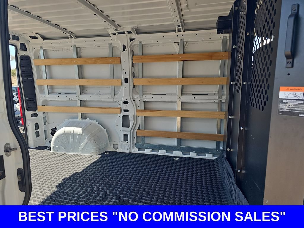 Used 2025 RAM ProMaster 2500 w/ U-Haul Equipment Group FWD image 11