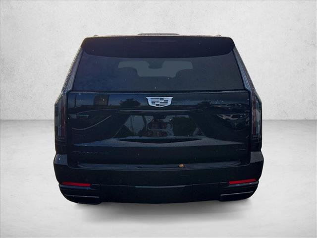 Used 2025 Cadillac Escalade ESV Sport Platinum w/ LPO, ONYX Package AWD/4WD image 7