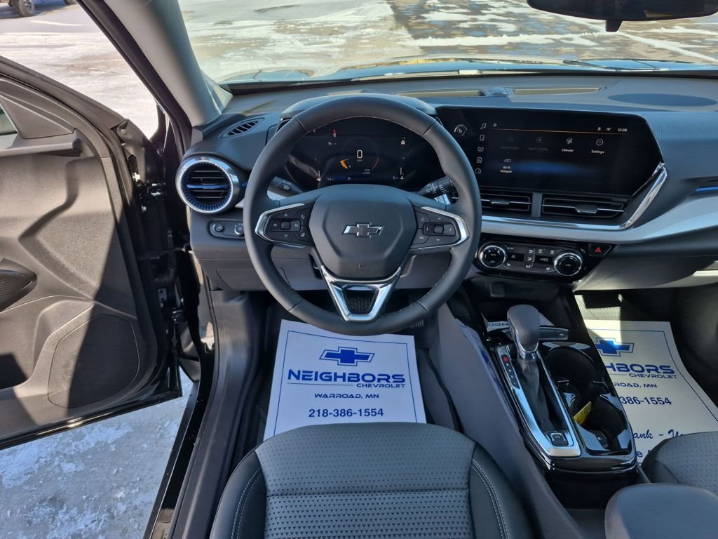 New 2026 Chevrolet Trax LT w/ Midnight Edition image 13