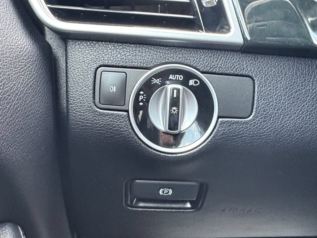 Used 2017 Mercedes-Benz GLE 350 4MATIC image 16