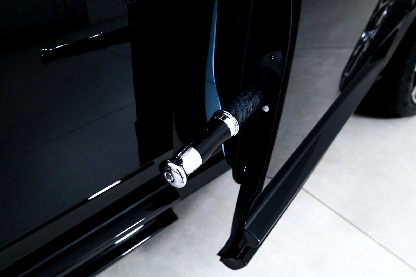 New 2027 Rolls-Royce Cullinan Black Badge AWD/4WD image 23
