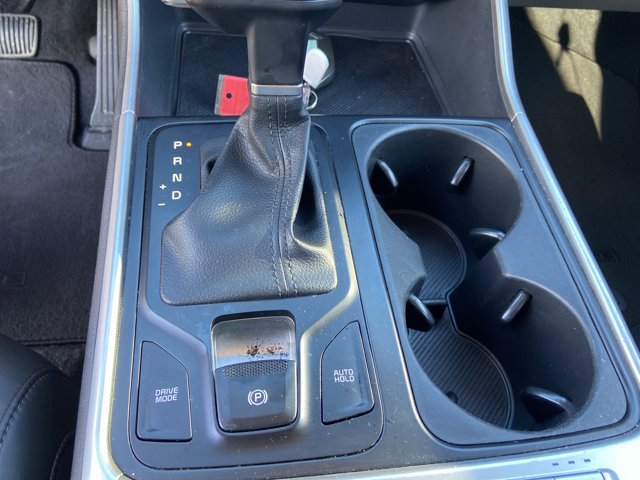 Used 2025 Kia Carnival FWD image 40