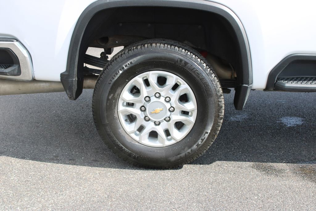 Used 2024 Chevrolet Silverado 2500 LT image 13