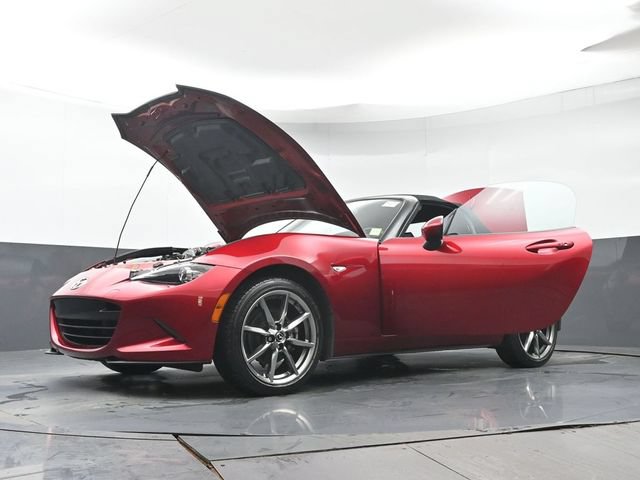 Used 2023 MAZDA MX-5 Miata Grand Touring w/ Weather Package RWD image 43