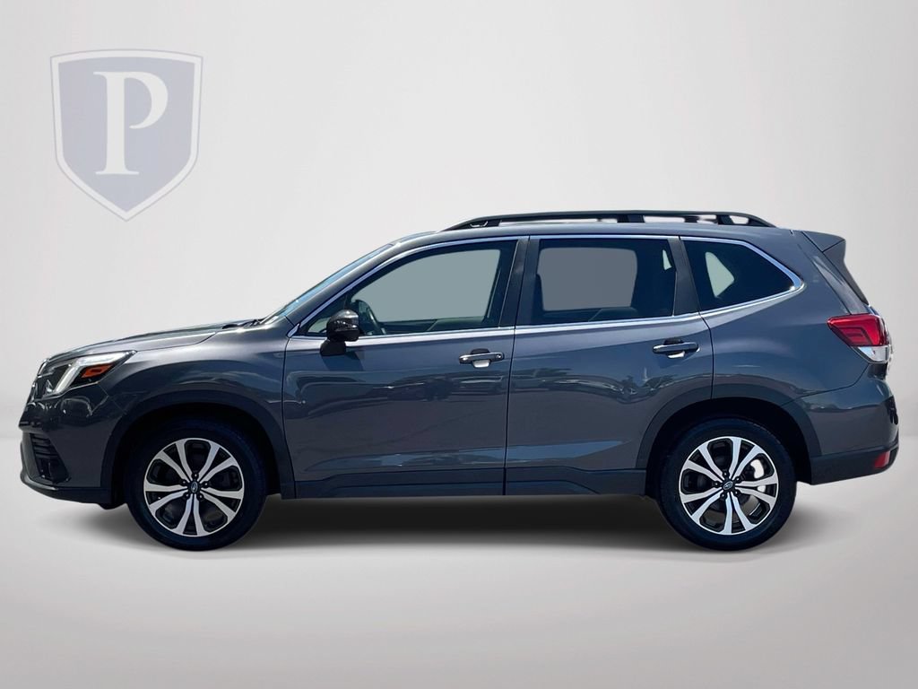 Used 2022 Subaru Forester Limited AWD/4WD image 5