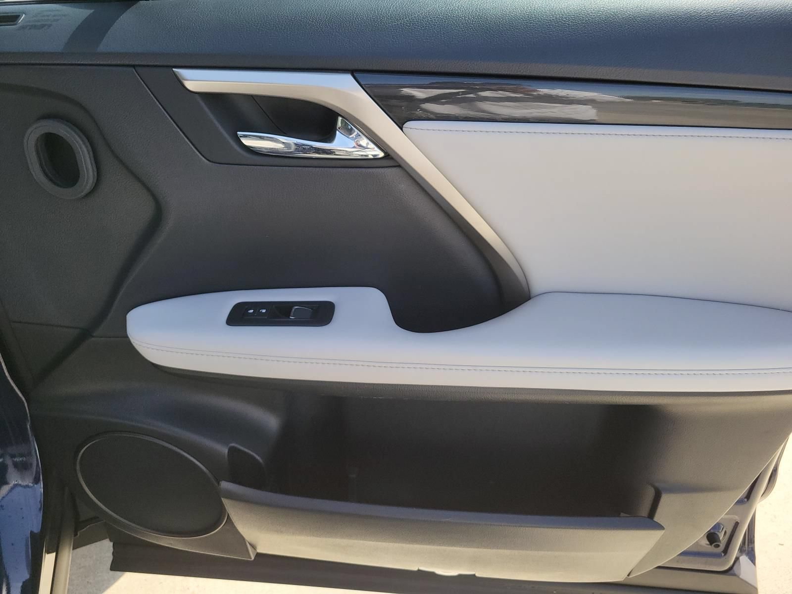 Used 2021 Lexus RX 350 FWD w/ Accessory Package image 6