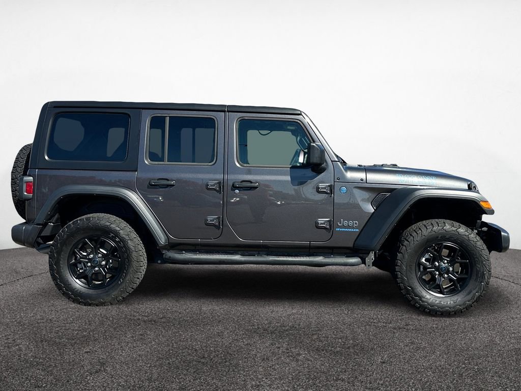 Used 2024 Jeep Wrangler Unlimited image 6