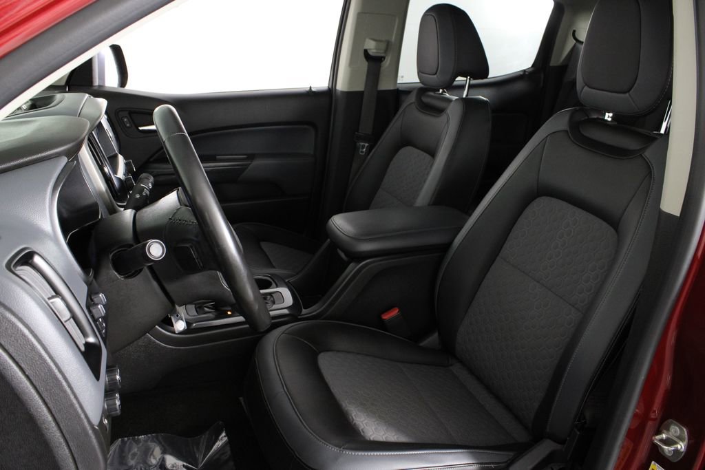 Used 2017 Chevrolet Colorado Z71 image 18