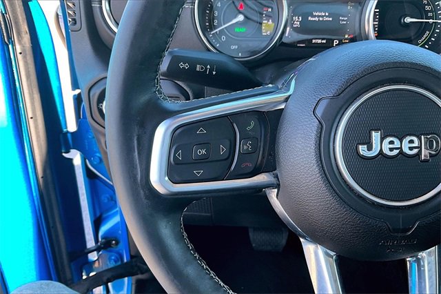 Used 2022 Jeep Wrangler Unlimited Sahara w/ Cold Weather Group image 9